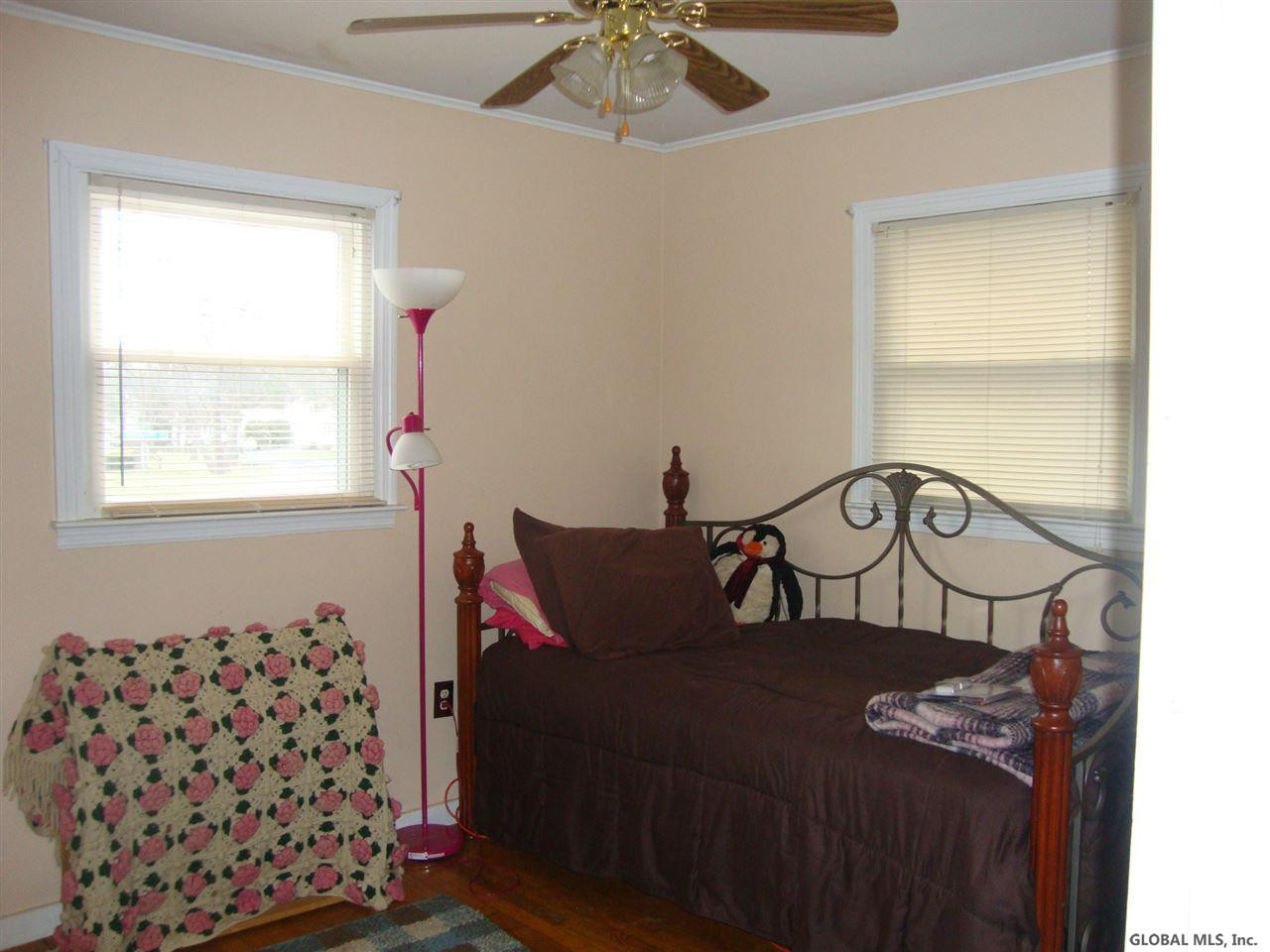 53 Glendale Road Colonie, NY 12110 - Photo 9 of 20 Photo 9