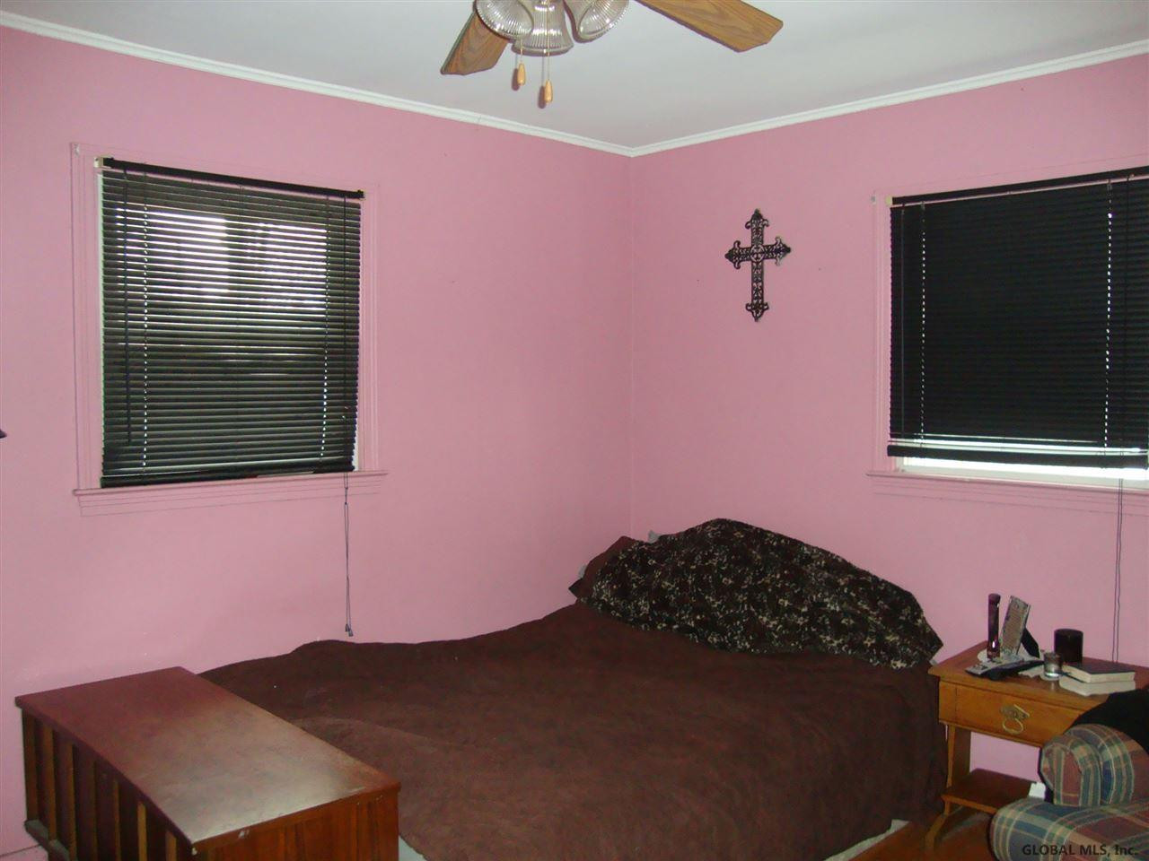 53 Glendale Road Colonie, NY 12110 - Photo 10 of 20 Photo 10