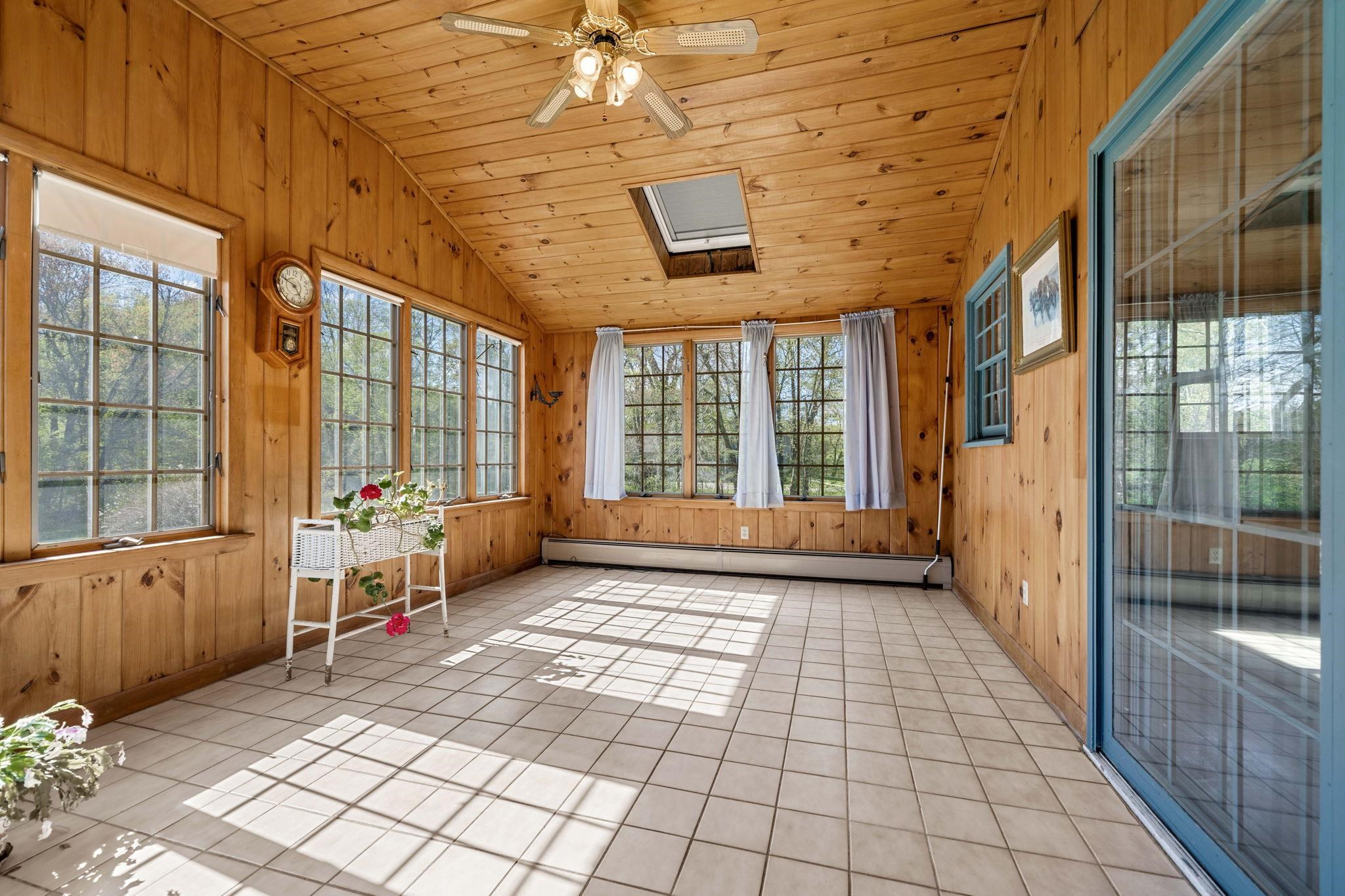 58 Willow Road East Kingston, NH 03827 - Photo 16 of 47