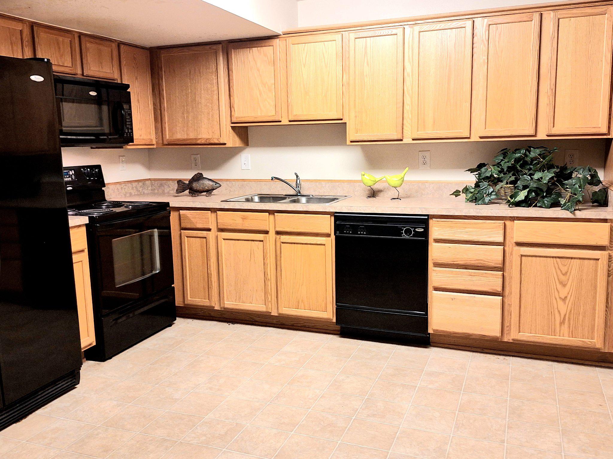 7906 Springridge Road Glen Burnie, MD 21060 - Photo 20 of 28 Huge lower level second kitchen!