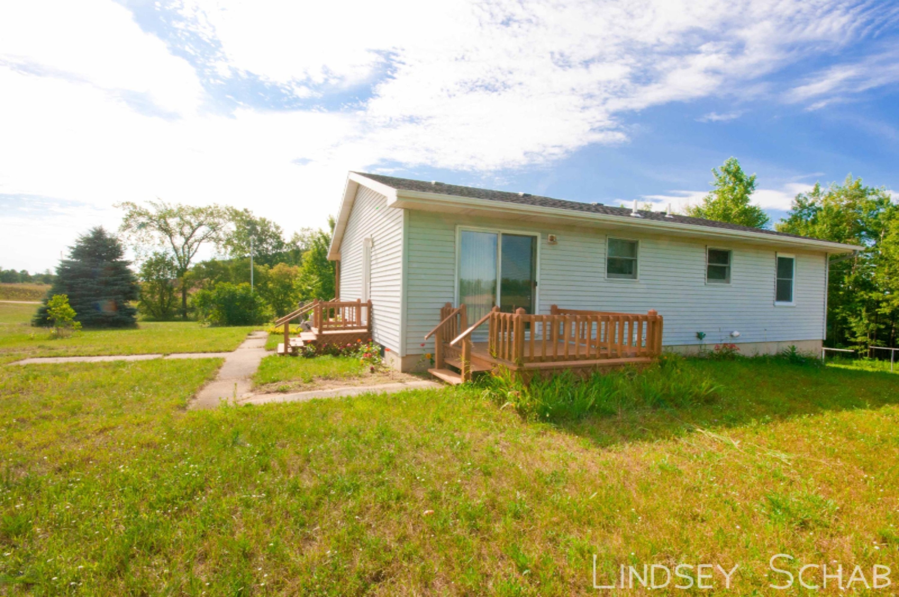 39 Jones Road Pierson, MI 49339 - Photo 6 of 29 DSC_0414