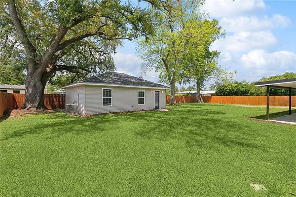$325,000 | 826 Mongrue Street, Luling, LA 70070