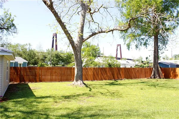 $325,000 | 826 Mongrue Street, Luling, LA 70070