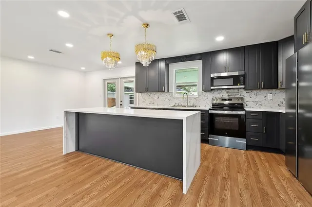 $335,000 | 826 Mongrue Street, Luling, LA 70070