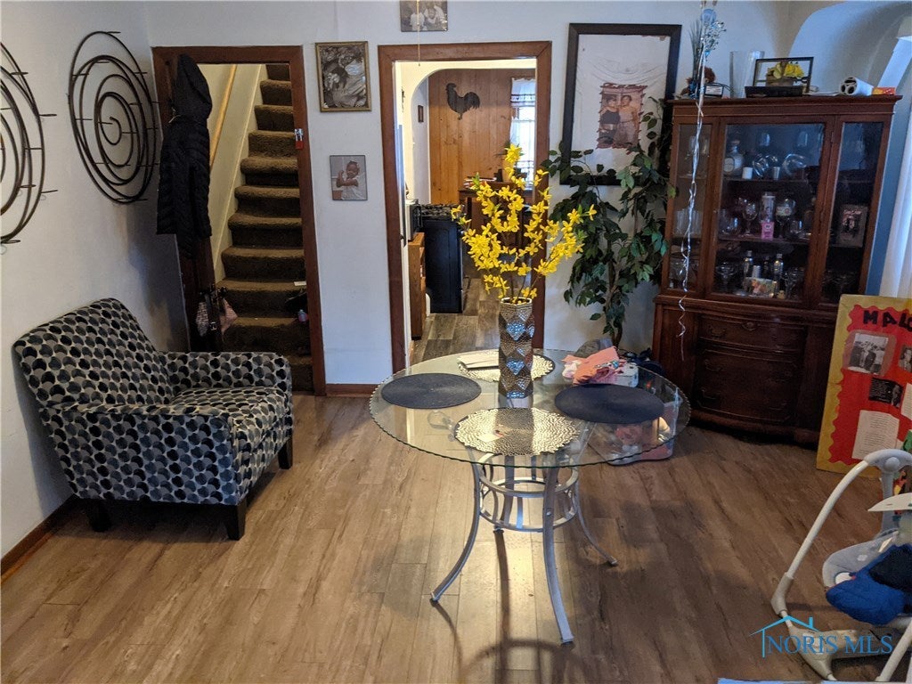 1918 Fairfax Road Toledo, OH 43613 - Photo 4 of 19 Gallery Image 4