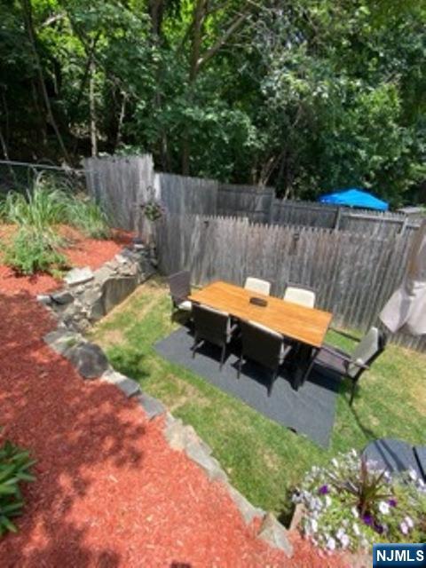 454 Undercliff Avenue Edgewater, NJ 07020 - Photo 18 of 19