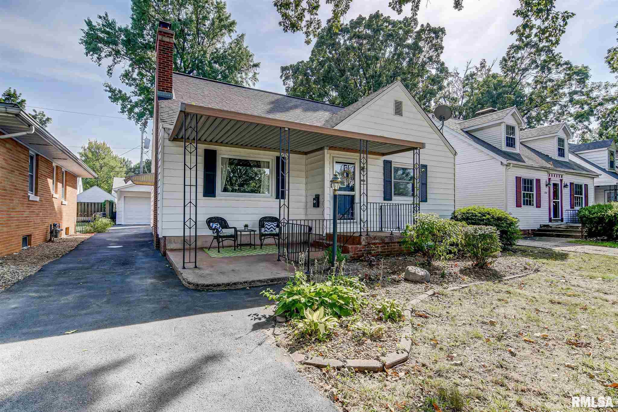 1532 West Governor Street Springfield, IL 62704 - Photo 1 of 29 Gallery Image 1