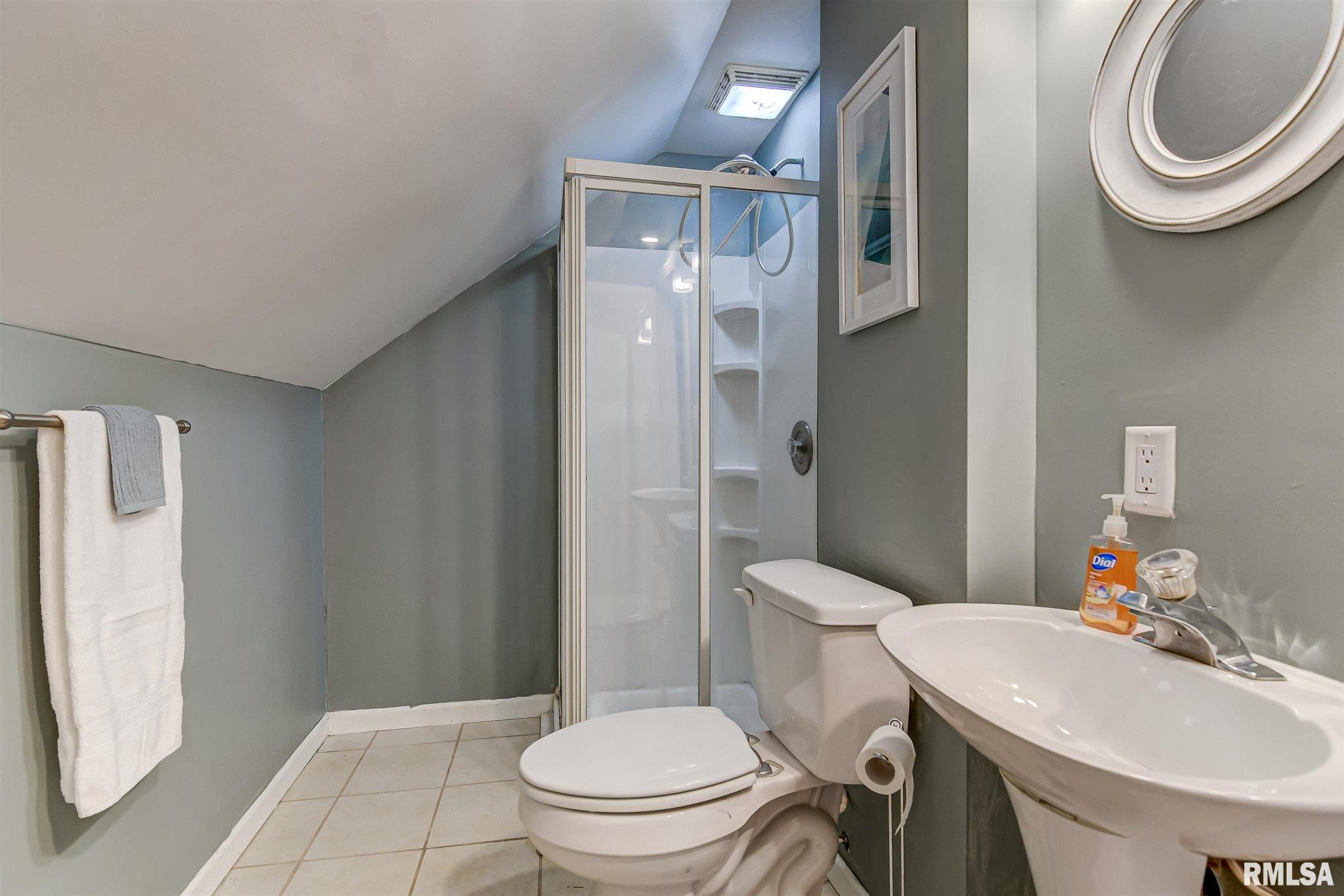 1532 West Governor Street Springfield, IL 62704 - Photo 18 of 29 Gallery Image 18