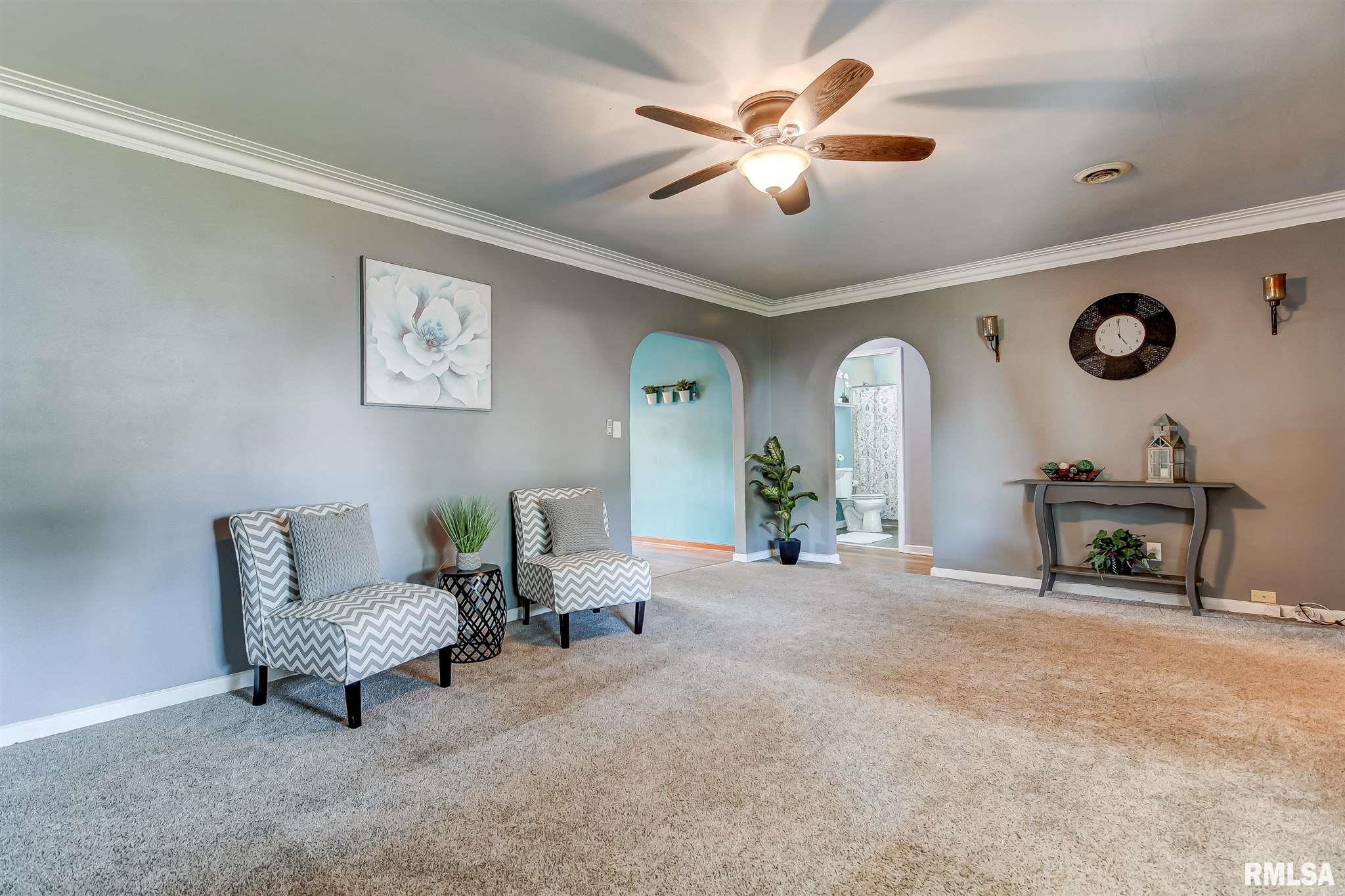 1532 West Governor Street Springfield, IL 62704 - Photo 4 of 29 Gallery Image 4