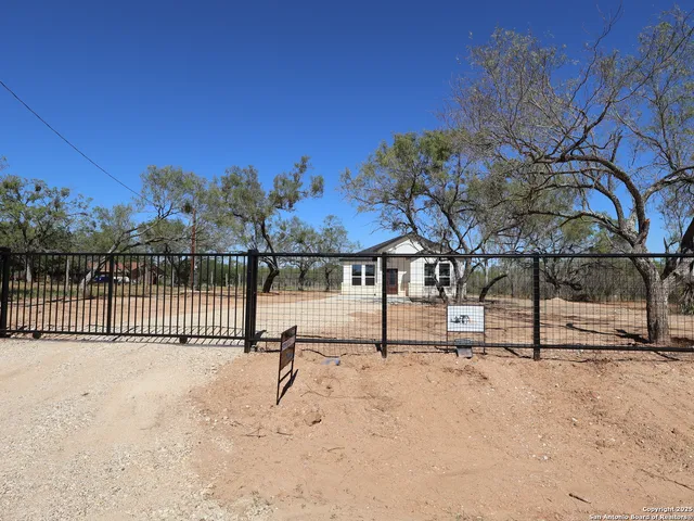 $345,000 | 8803 Rockport, Von Ormy, TX 78073