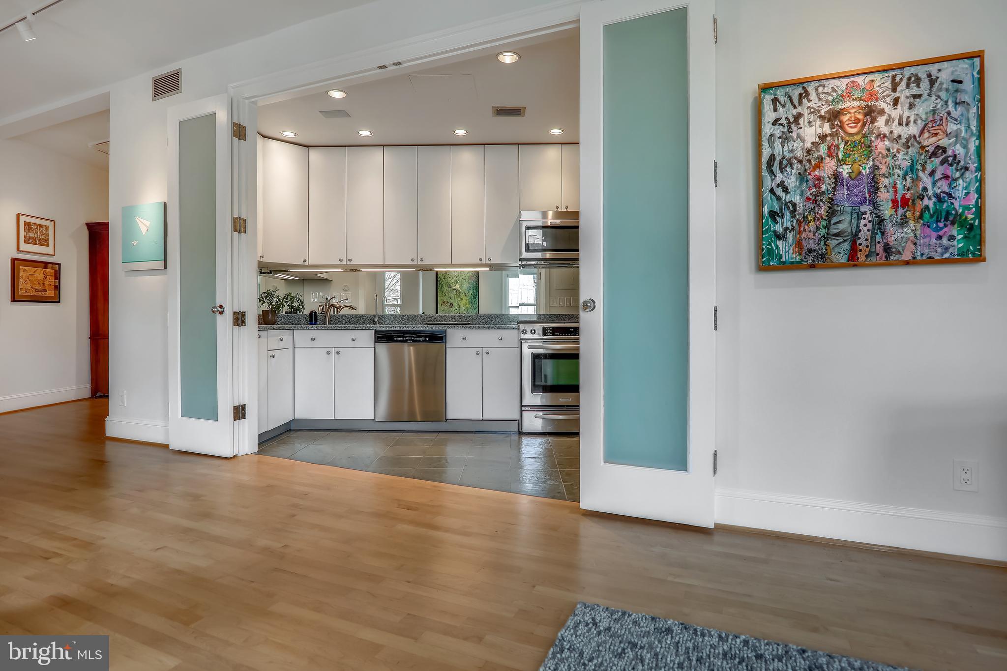 2022 Columbia Road Northwest, Unit 112 Washington, DC 20009 - Photo 17 of 41 Custom gourmet kitchen ..sleek & efficient