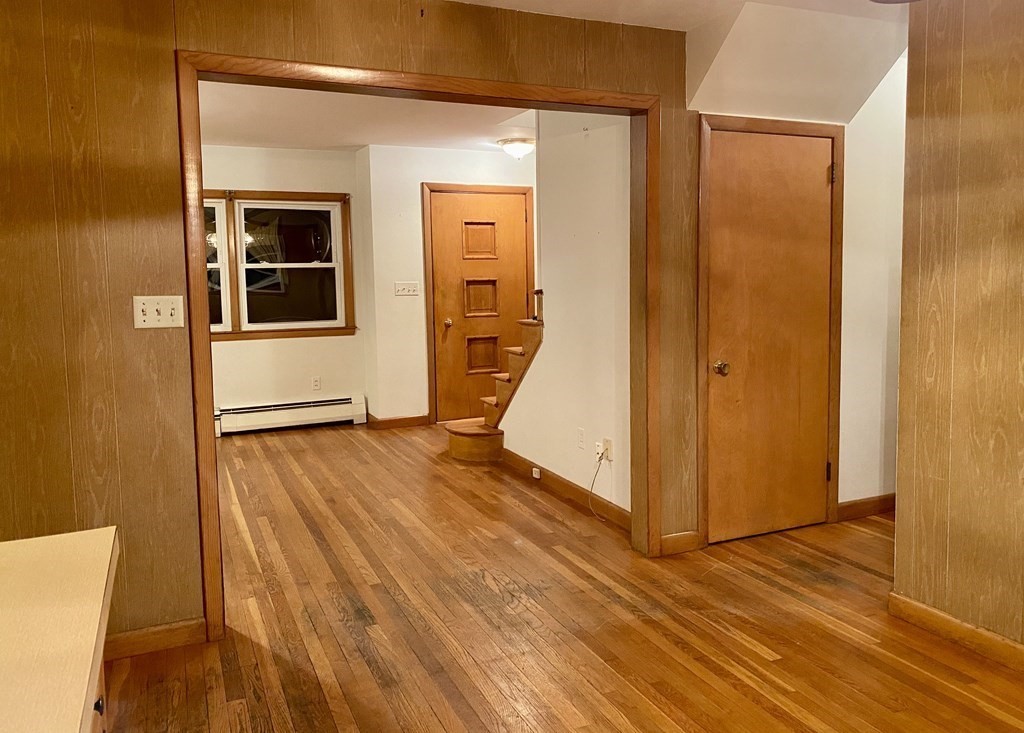 45 Crosby Road Dracut, MA 01826 - Photo 4 of 28 Gallery Image 4