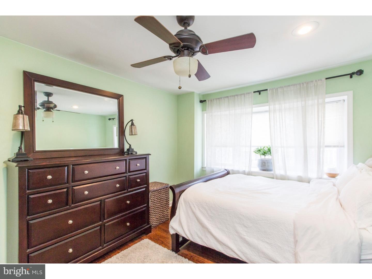 6608 Lotus Road Philadelphia, PA 19151 - Photo 16 of 24