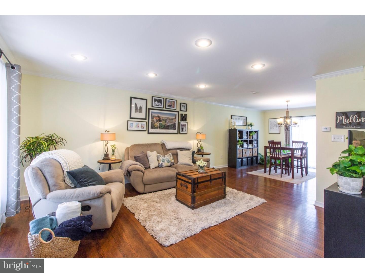 6608 Lotus Road Philadelphia, PA 19151 - Photo 3 of 24