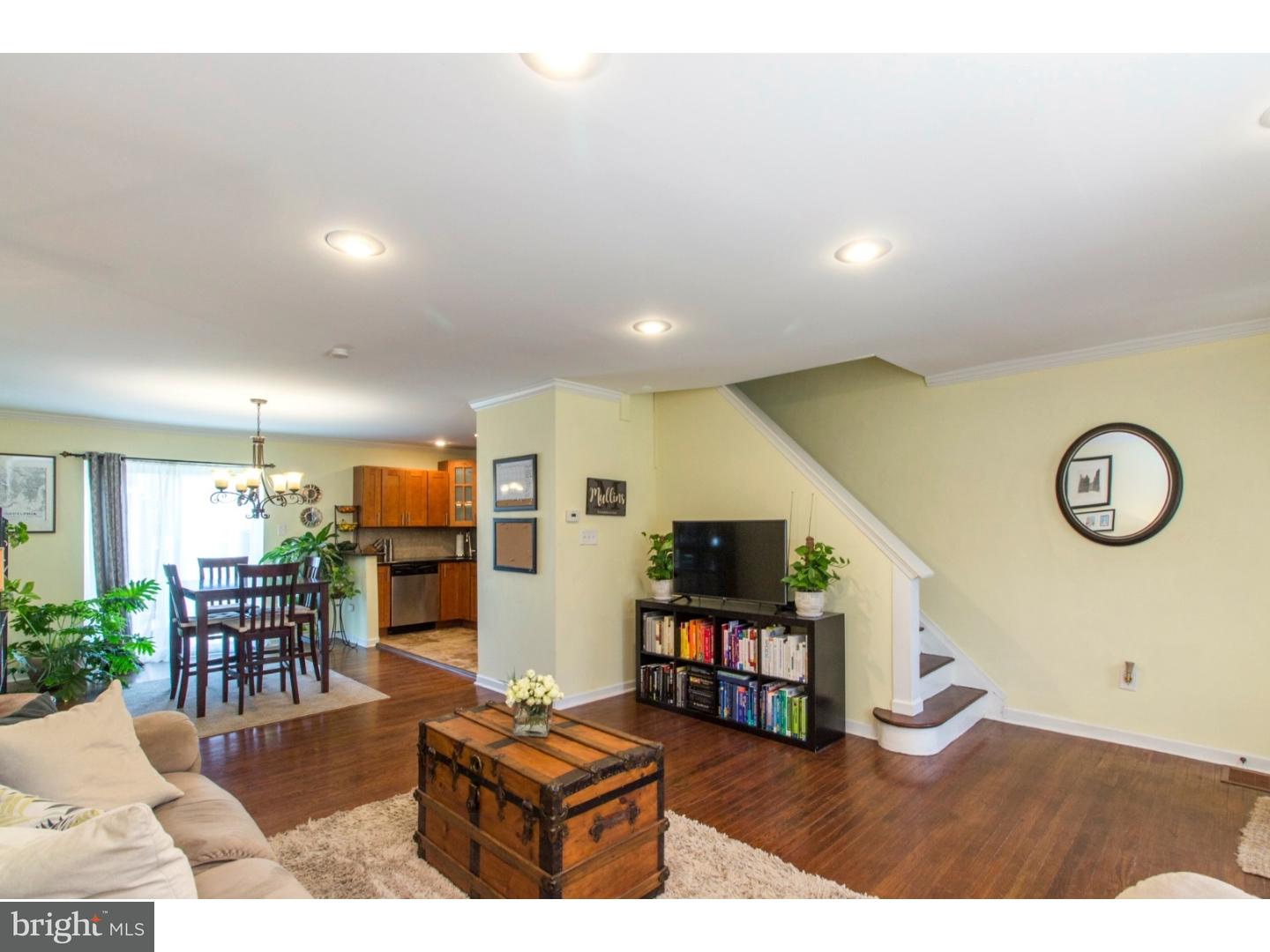 6608 Lotus Road Philadelphia, PA 19151 - Photo 4 of 24