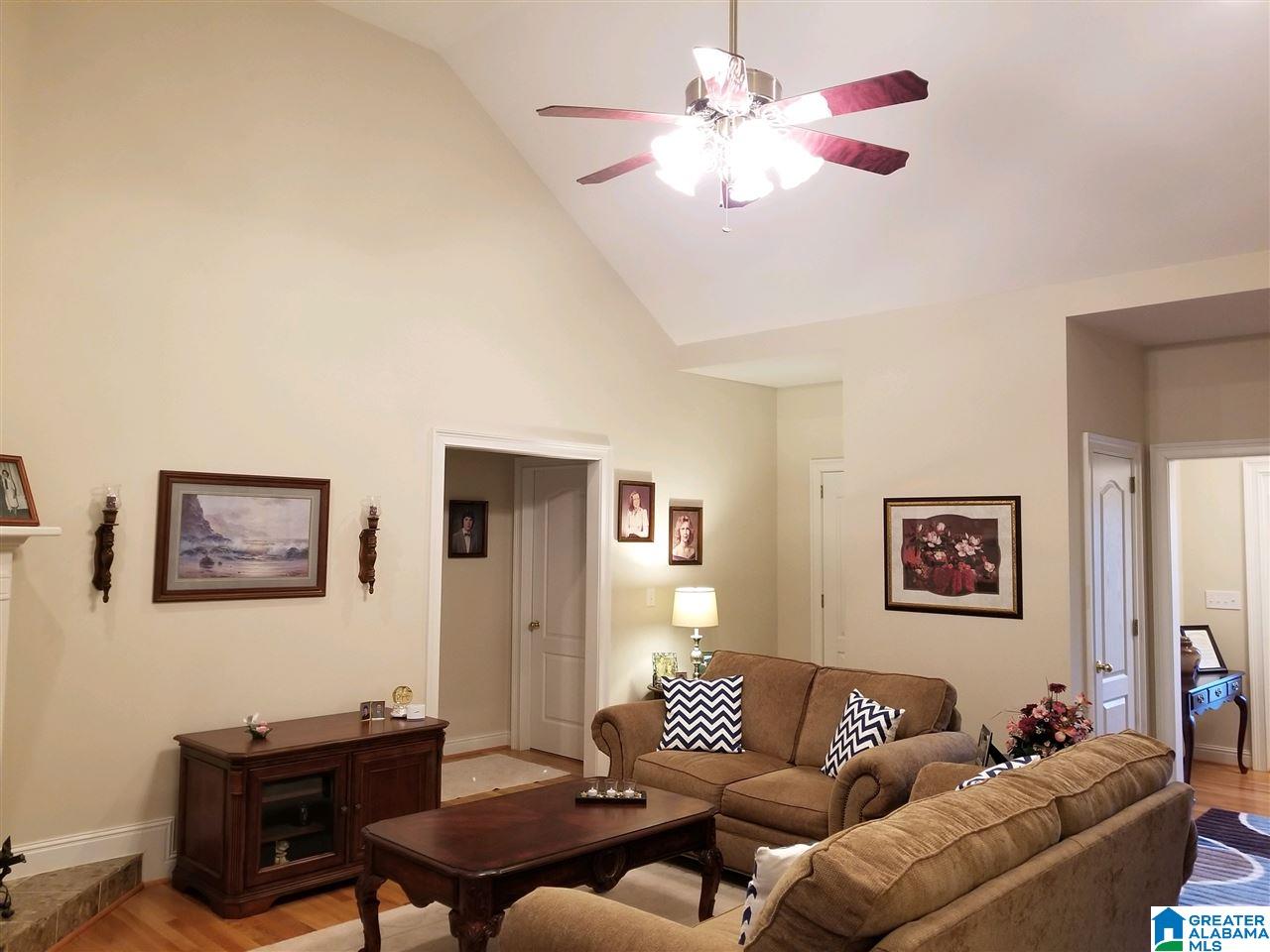 811 Magnolia Circle Warrior, AL 35180 - Photo 7 of 23