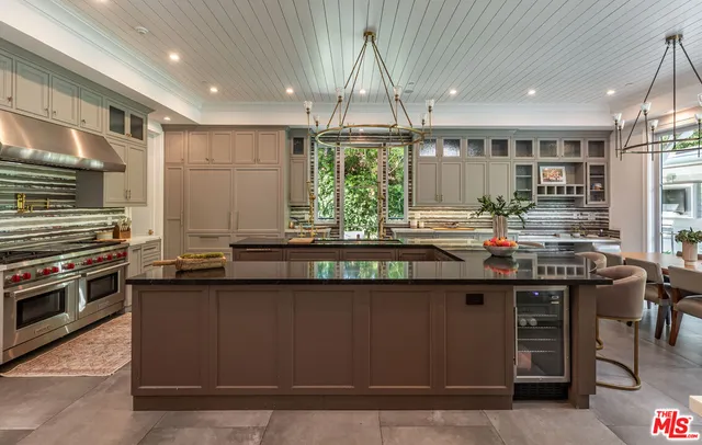 $20,900,000 | 1000 North Norman Place, Los Angeles, CA 90049