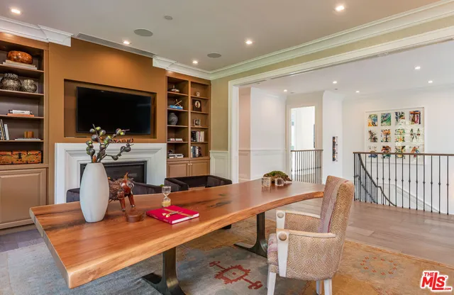 $20,900,000 | 1000 North Norman Place, Los Angeles, CA 90049