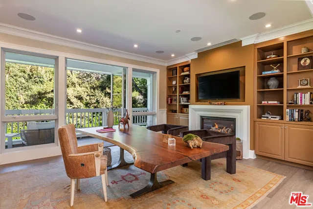 $20,900,000 | 1000 North Norman Place, Los Angeles, CA 90049