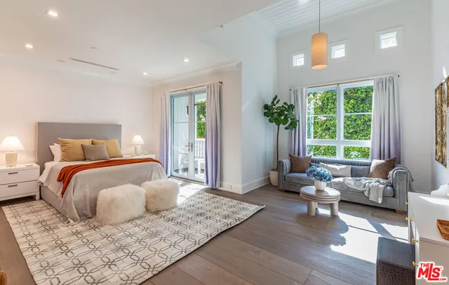 $20,900,000 | 1000 North Norman Place, Los Angeles, CA 90049