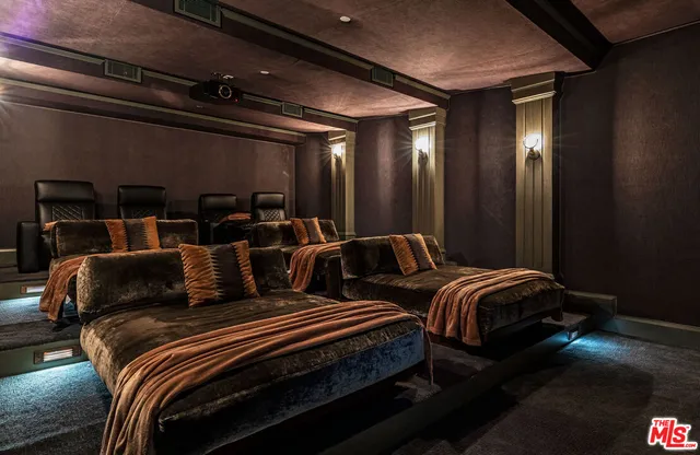 $20,900,000 | 1000 North Norman Place, Los Angeles, CA 90049