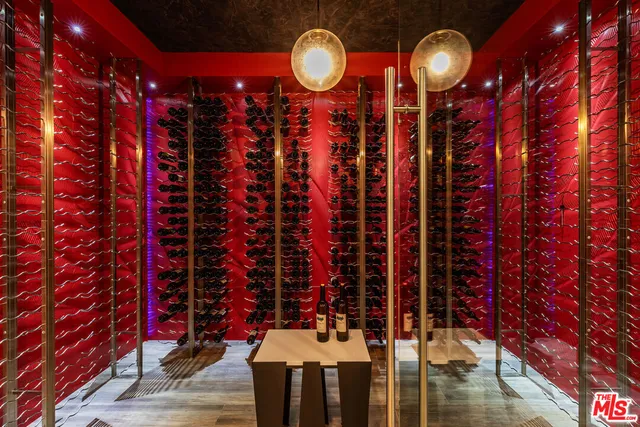 $20,900,000 | 1000 North Norman Place, Los Angeles, CA 90049