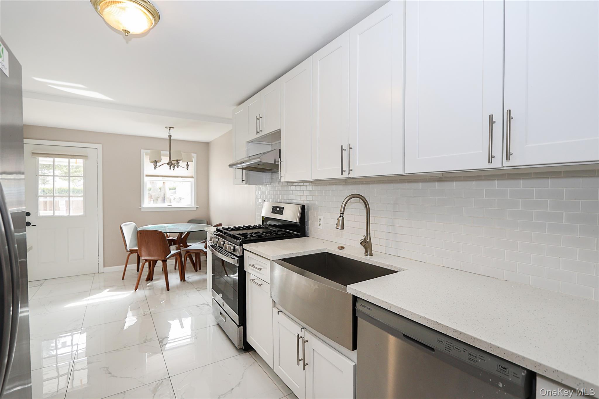 24 High Street Locust Valley, NY 11560 - Photo 16 of 35