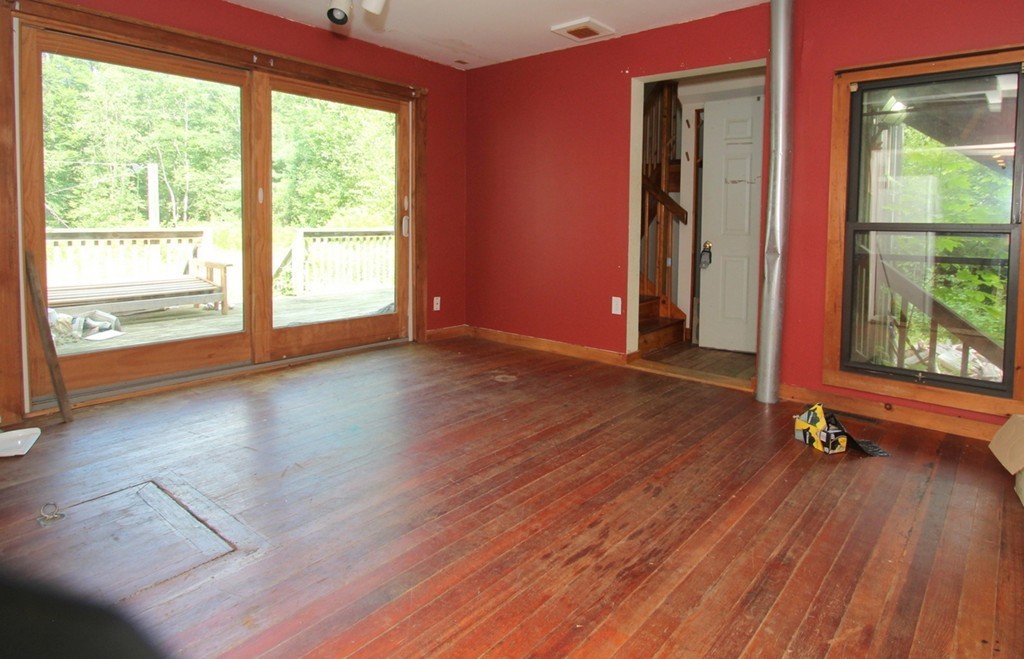 84 Lockes Village Road Wendell, MA 01379 - Photo 12 of 18 Gallery Image 12