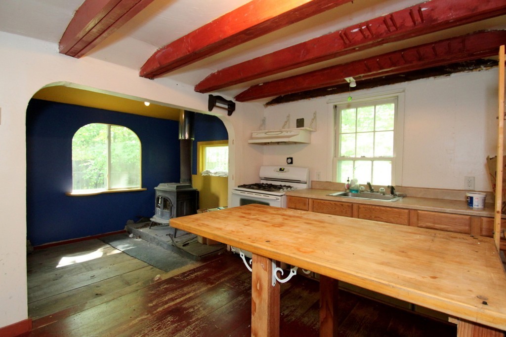 84 Lockes Village Road Wendell, MA 01379 - Photo 6 of 18 Gallery Image 6