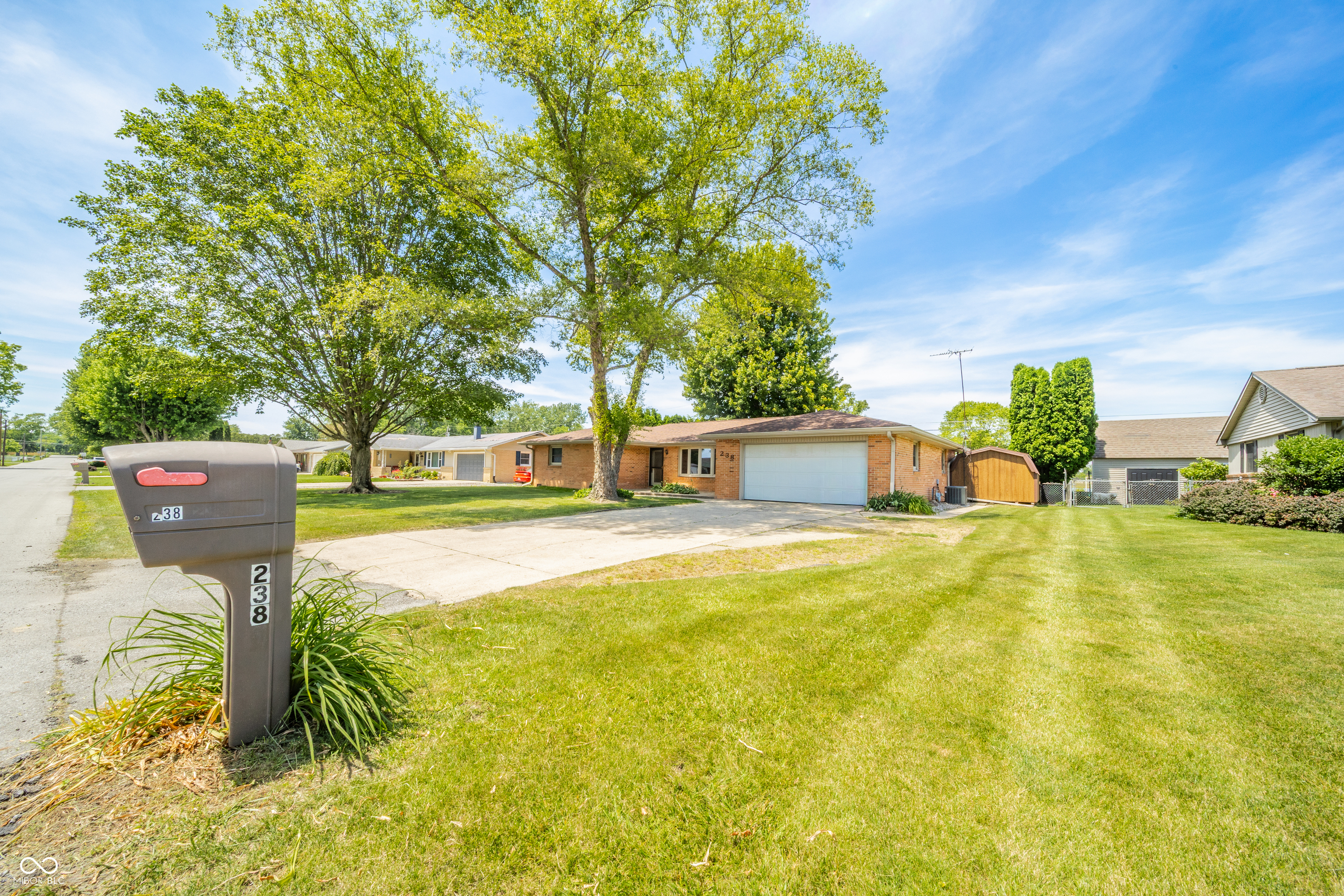 238 Mulberry Road Chesterfield, IN 46017 - Photo 2 of 27 Gallery Image 2