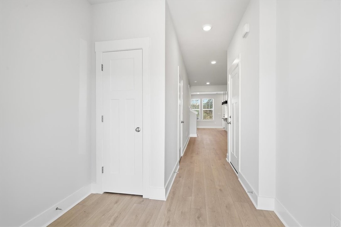 236 Silo Rdg Drive Anderson, SC 29621 - Photo 3 of 25 Gallery Image 3
