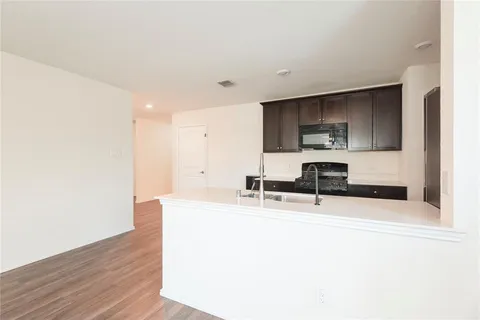 $333,000 | 1614 Fields View Drive, Anna, TX 75409