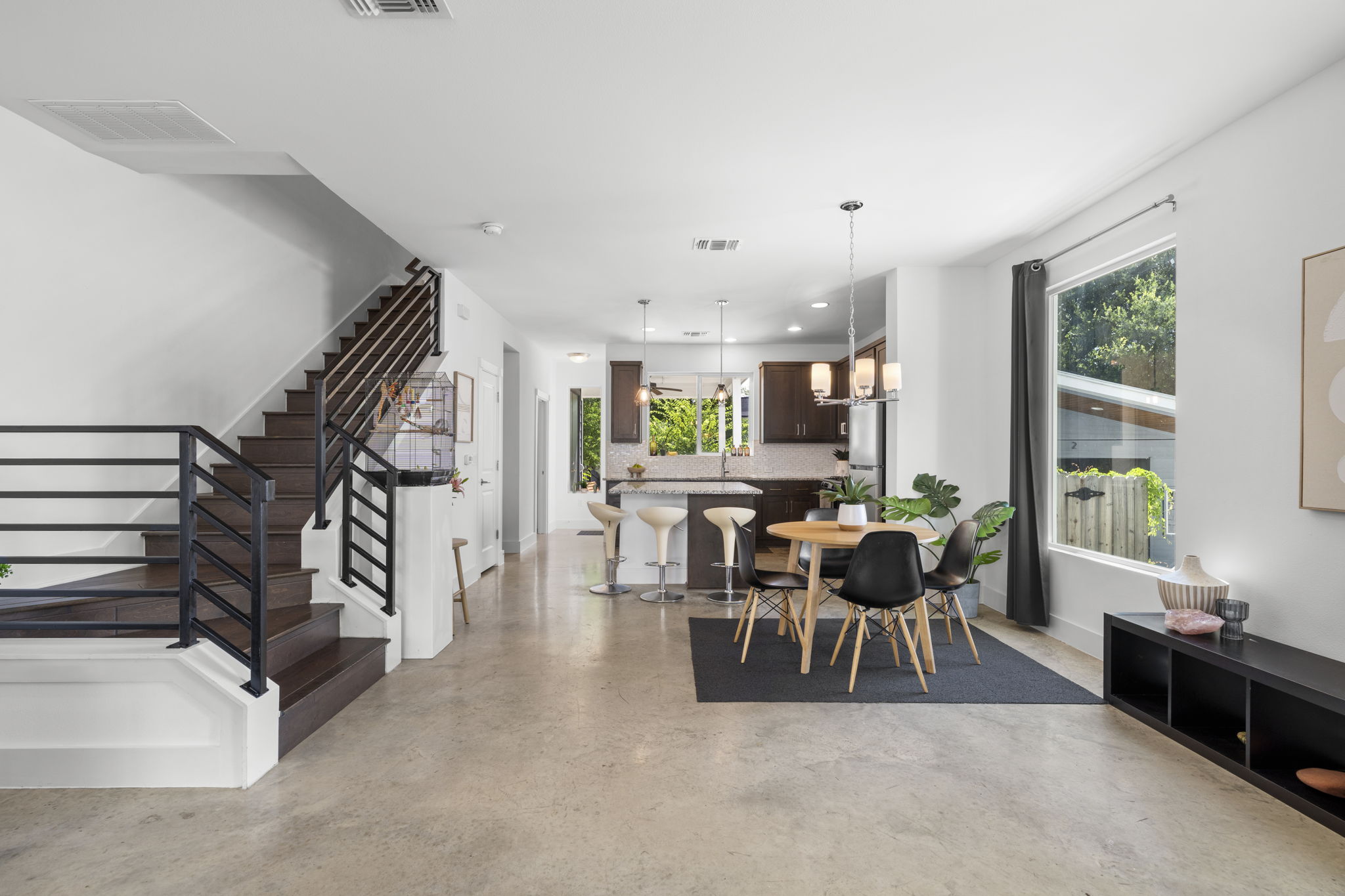 1705 B Perez Street Austin, TX 78721 - Photo 6 of 31