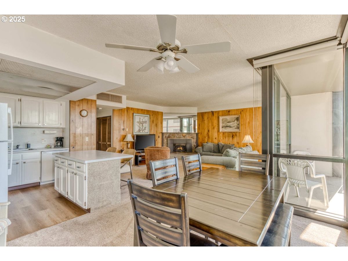 475 South Promenade, Unit 114 Seaside, OR 97138 - Photo 12 of 30