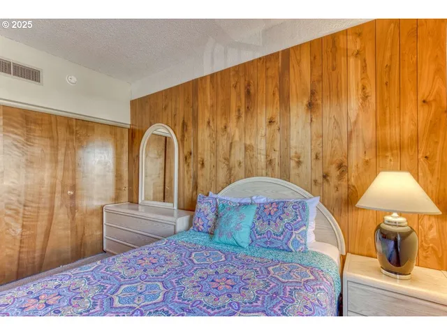 $375,000 | 475 South Promenade, Unit 114, Seaside, OR 97138