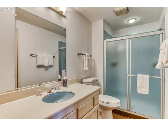 $375,000 | 475 South Promenade, Unit 114, Seaside, OR 97138