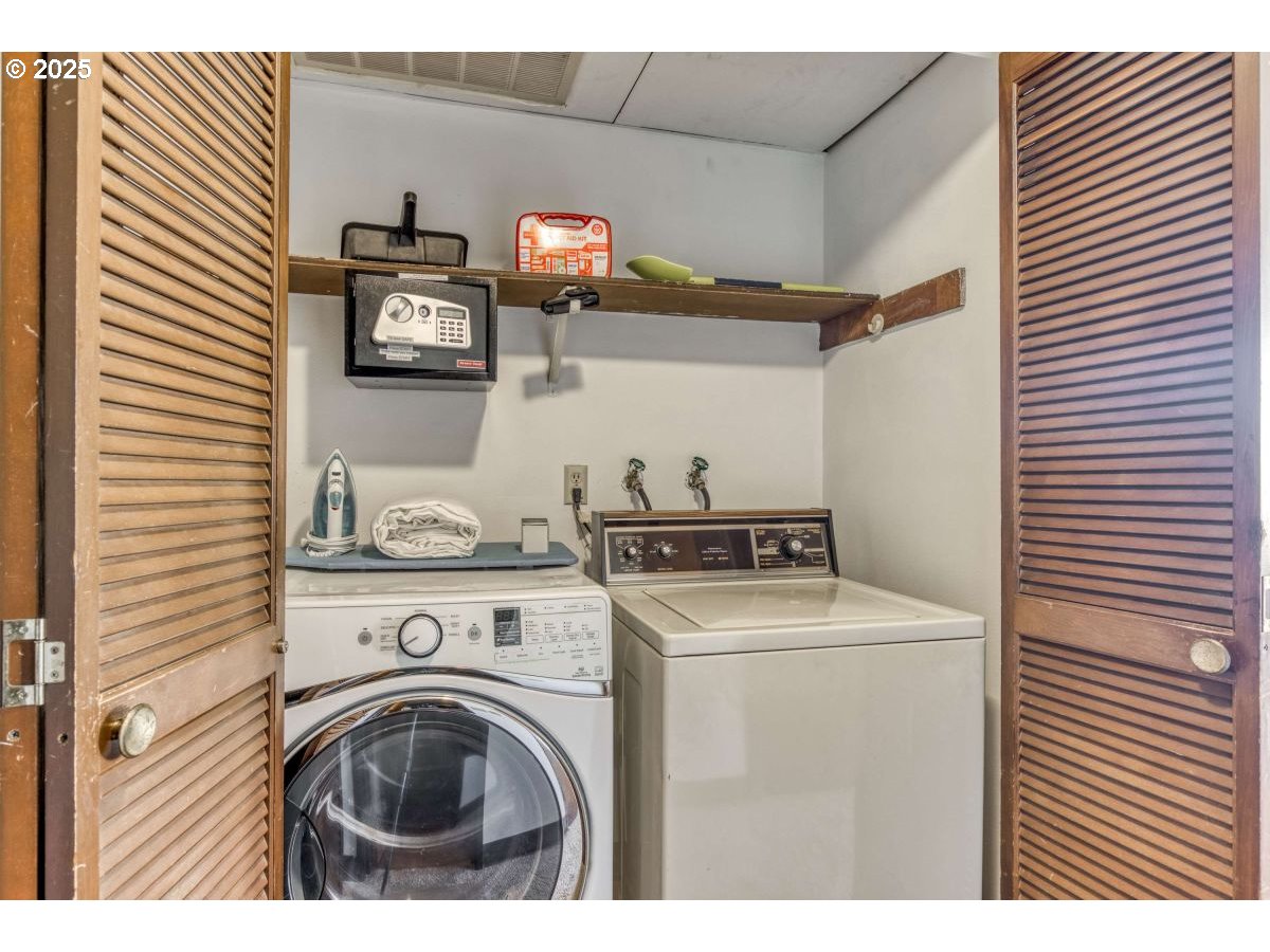 475 South Promenade, Unit 114 Seaside, OR 97138 - Photo 25 of 30