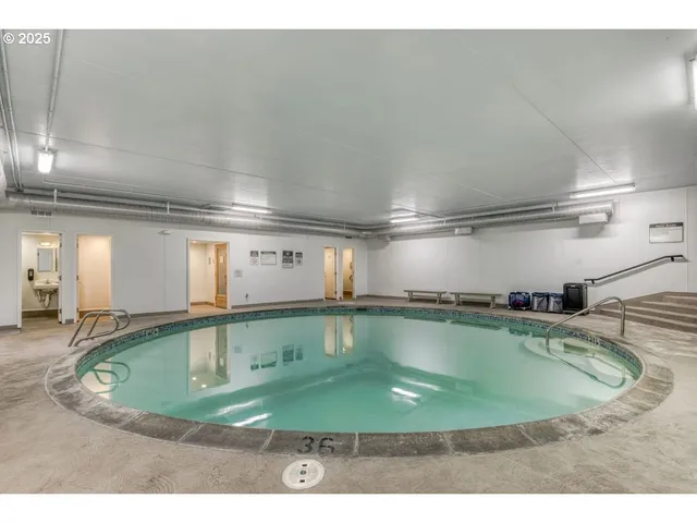 $375,000 | 475 South Promenade, Unit 114, Seaside, OR 97138