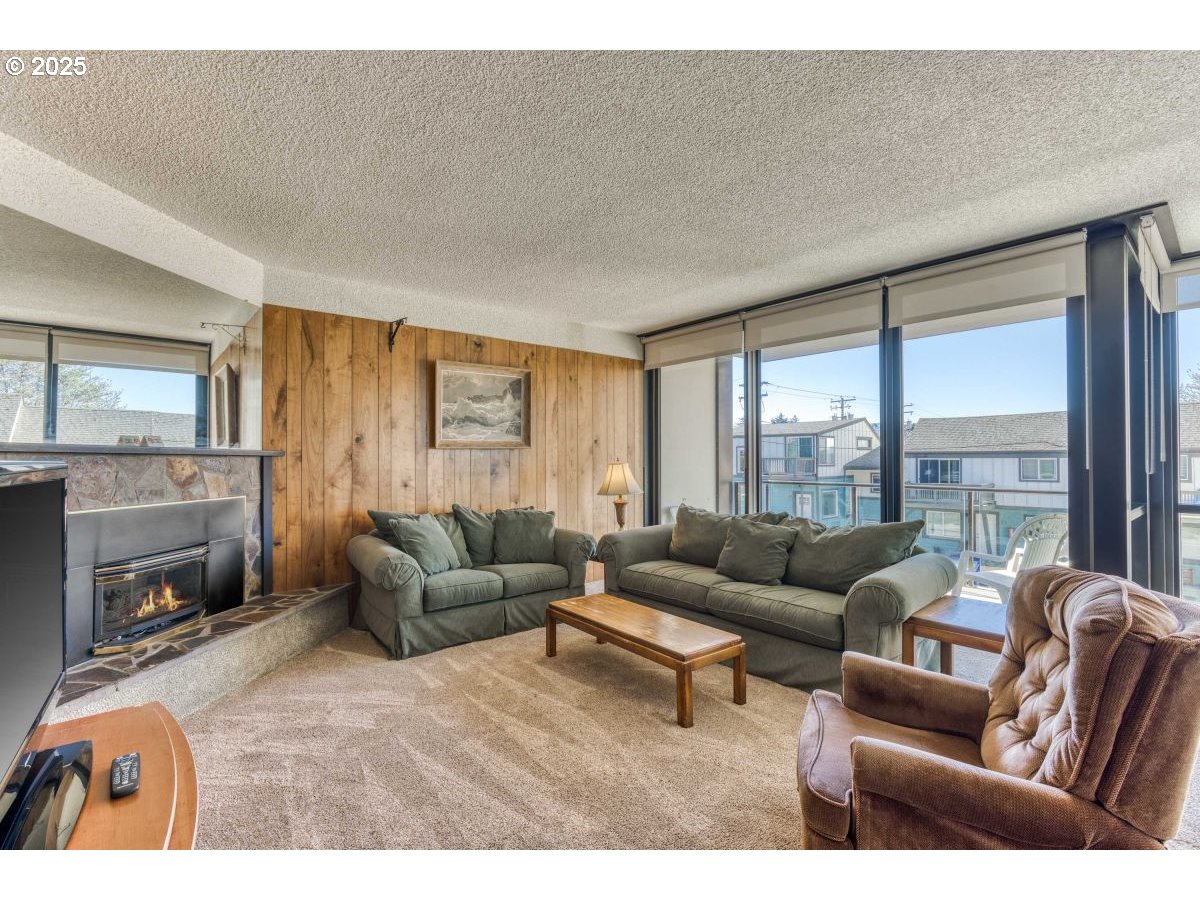 475 South Promenade, Unit 114 Seaside, OR 97138 - Photo 3 of 30