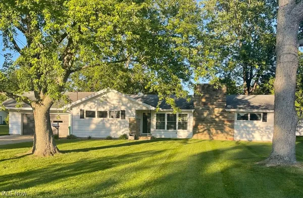 $204,900 | 230 Elm Street, Jefferson, OH 44047
