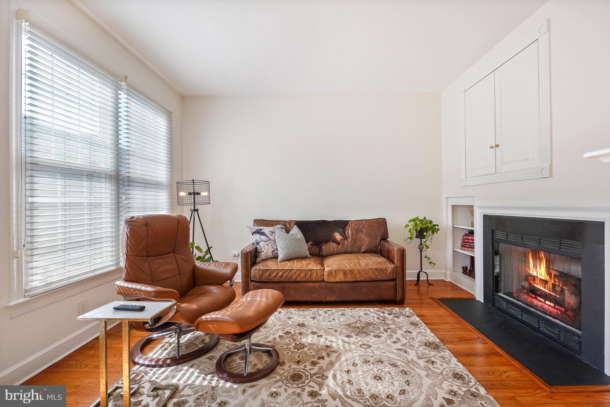 305 Hart Road Gaithersburg, MD 20878 - Photo 16 of 49 Family Room