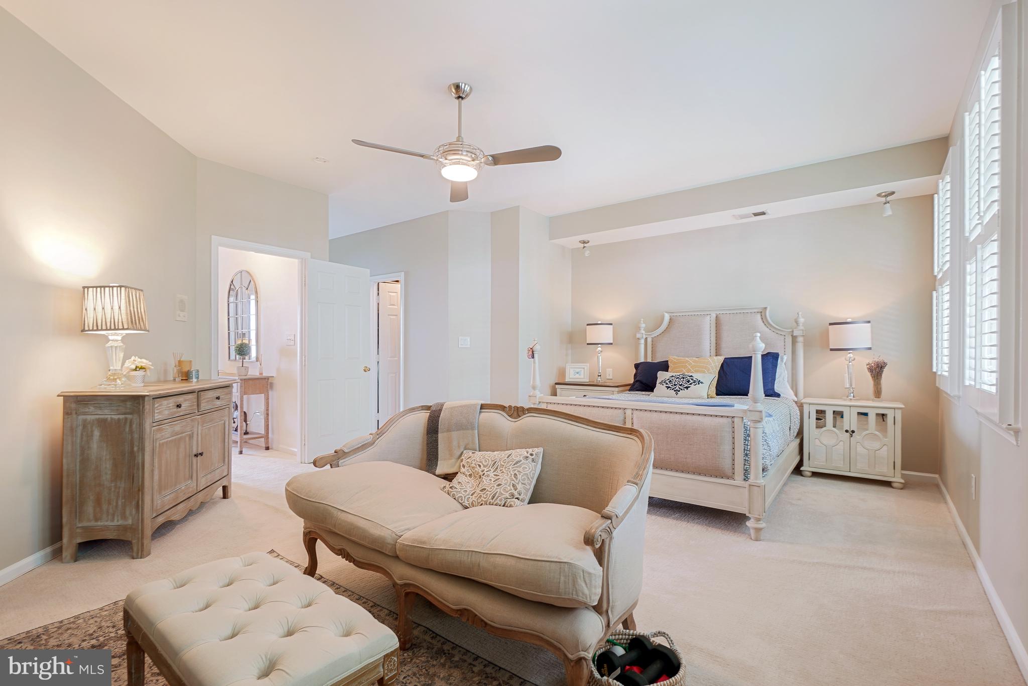 305 Hart Road Gaithersburg, MD 20878 - Photo 27 of 49 Primary Bedroom