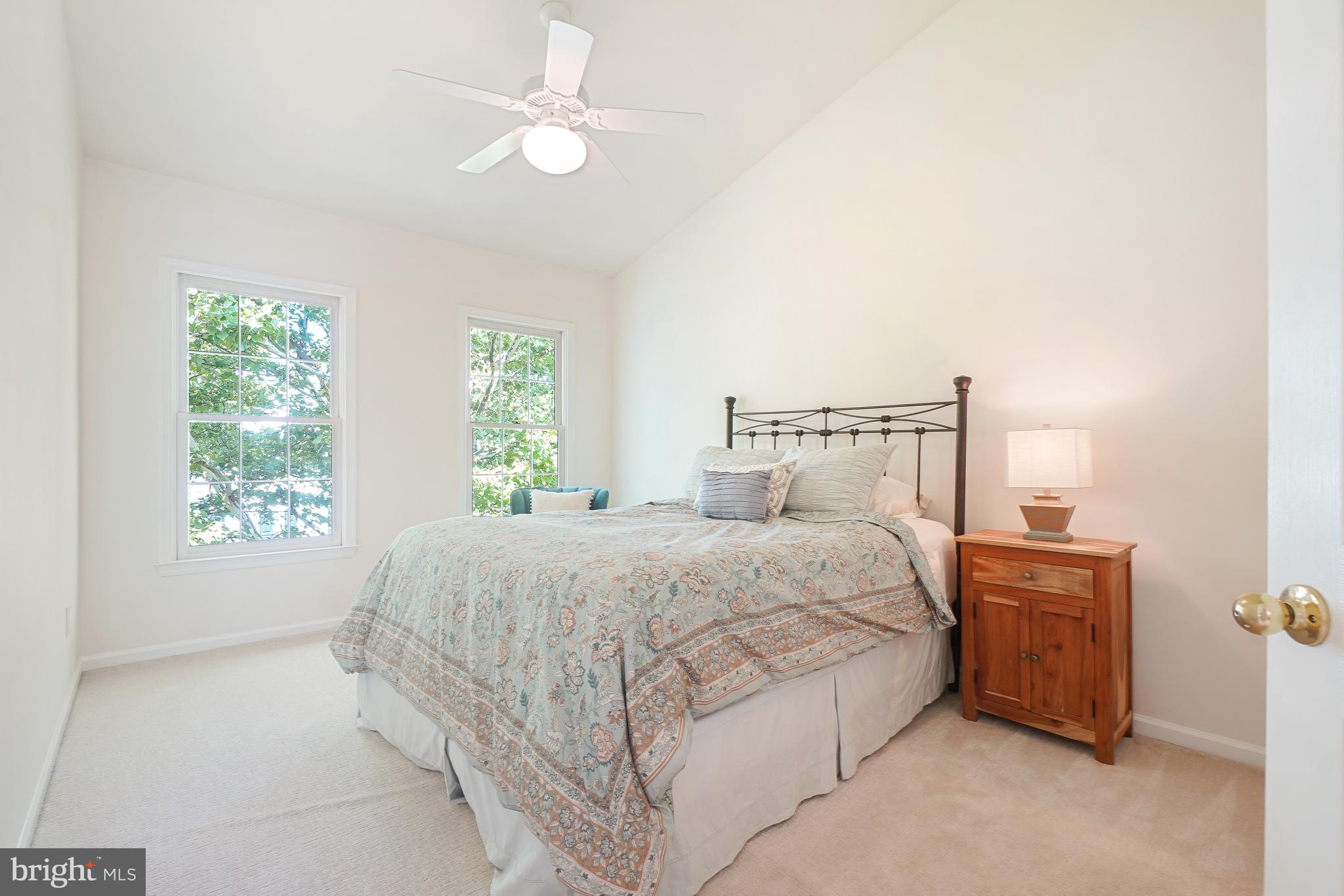 305 Hart Road Gaithersburg, MD 20878 - Photo 36 of 49 Bedroom 4