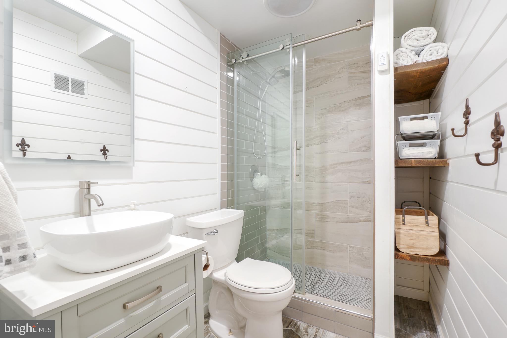 305 Hart Road Gaithersburg, MD 20878 - Photo 42 of 49 Lower Level Full Bath