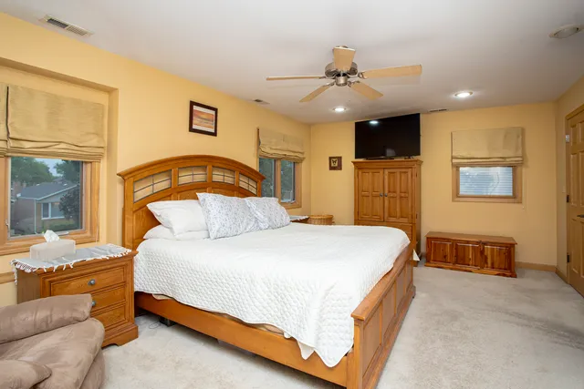 $495,000 | 5148 South Newland Avenue, Chicago, IL 60638