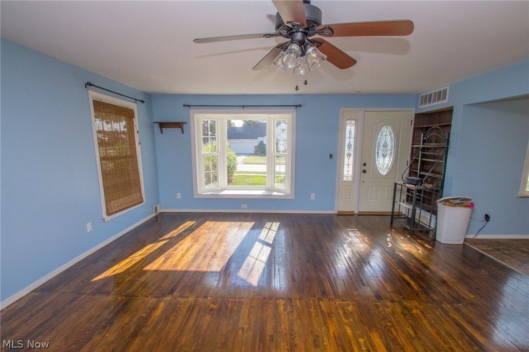 1041 Lloyd Road Wickliffe, OH 44092 - Photo 3 of 30 Gallery Image 3