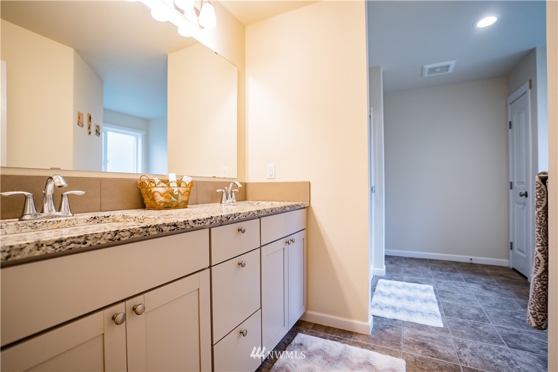 5708 Puget Road Northeast Olympia, WA 98516 - Photo 21 of 31 Gallery Image 21