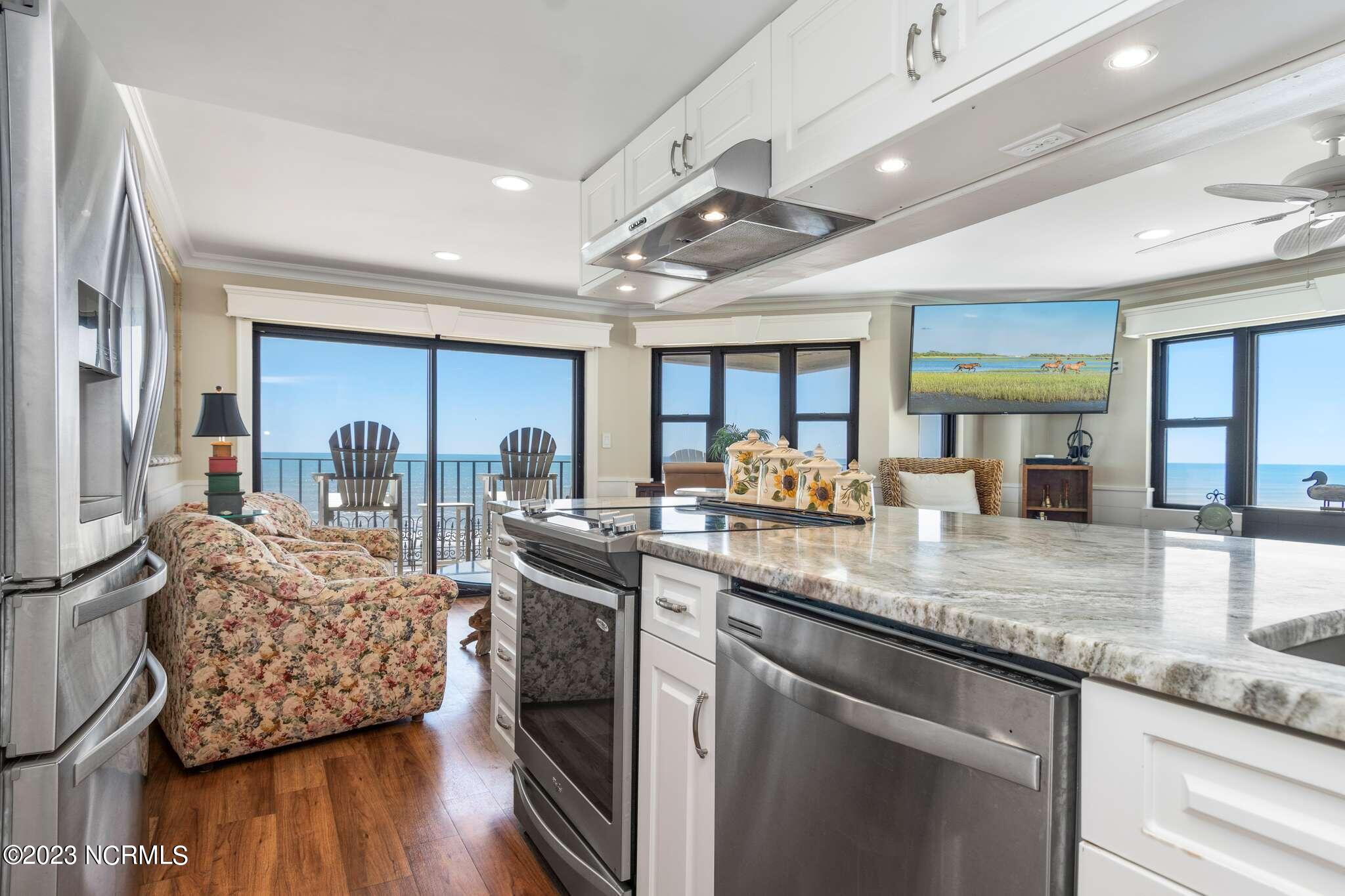 1505 Salter Path Road, Unit 330 Indian Beach, NC 28512 - Photo 11 of 60 Summer Winds 330