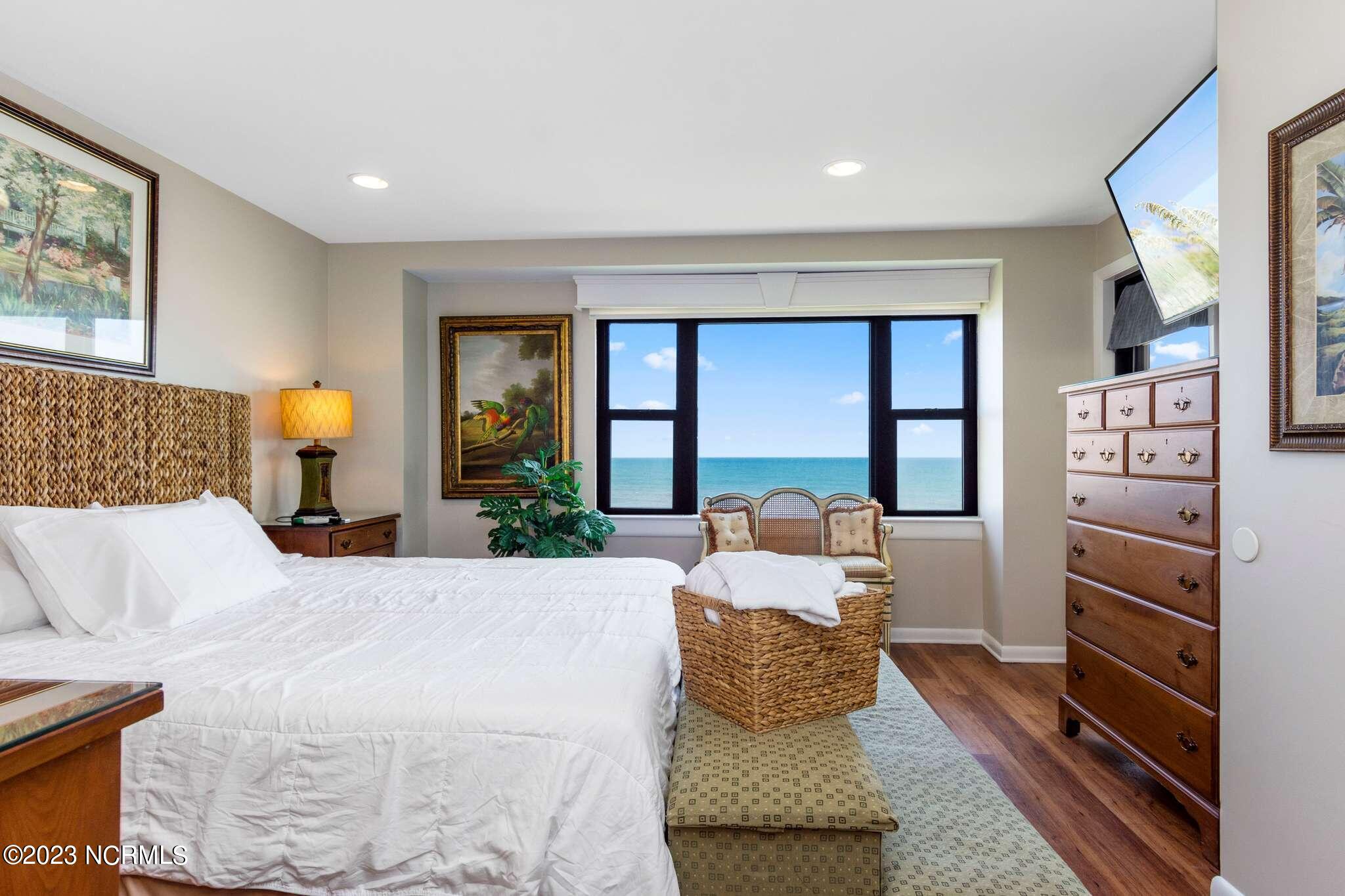 1505 Salter Path Road, Unit 330 Indian Beach, NC 28512 - Photo 17 of 60 Summer Winds 330
