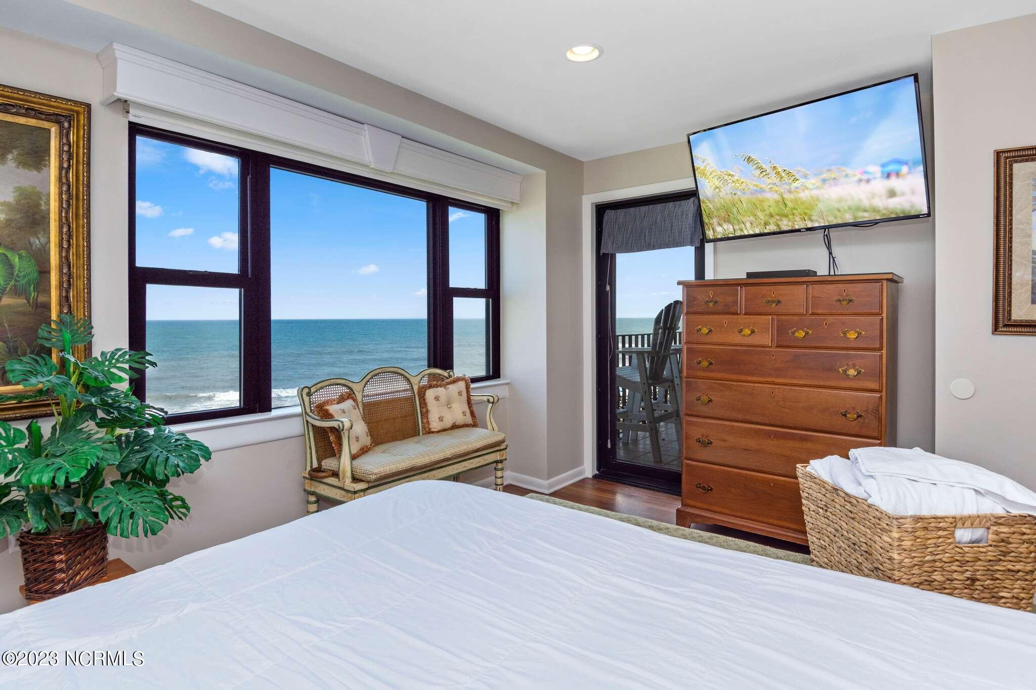 1505 Salter Path Road, Unit 330 Indian Beach, NC 28512 - Photo 20 of 60 Summer Winds 330